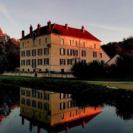 Le Moulin Neuf Acomodação com café da manhã Ancy-le-Franc Exterior foto